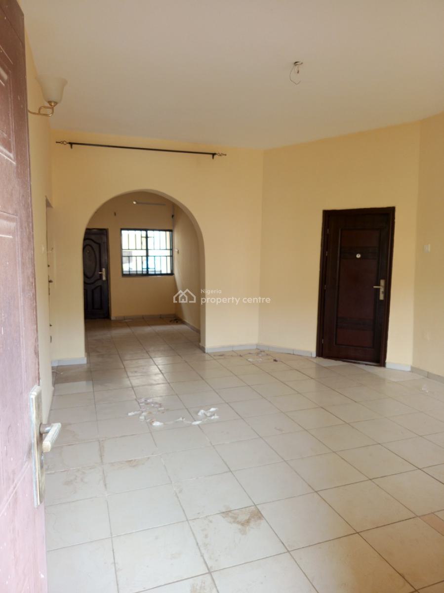 Specious 3 Bedrooms Flat, Vio, Mabushi, Abuja, Flat / Apartment for Rent