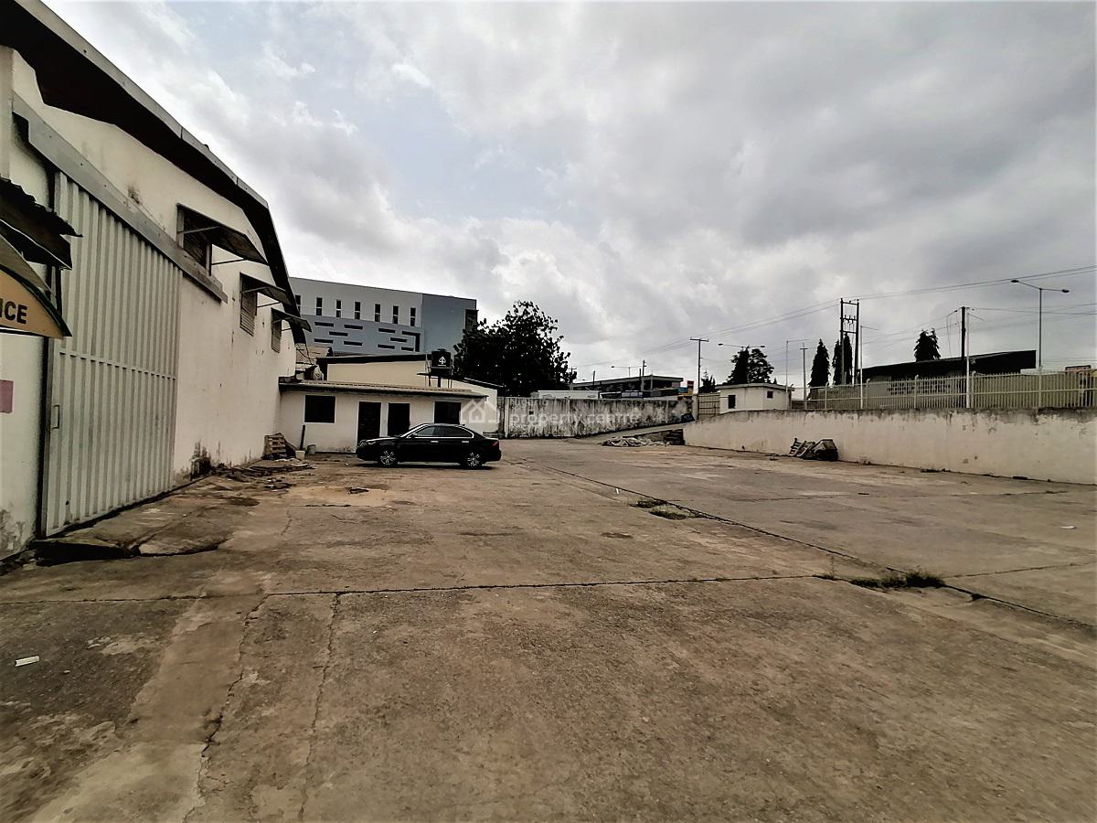 5 Bay Warehouse on 24,000 Sqm Land, Oregun Industrial Area, Oregun, Ikeja, Lagos, Warehouse for Sale