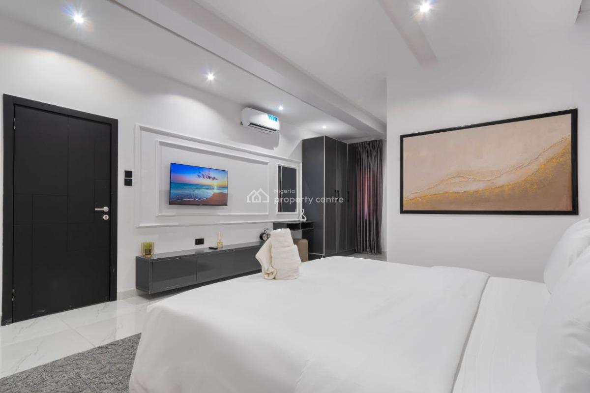 Luxurious 2 Bedroom Apartment, Lekki Phase 1, Lekki, Lagos, Flat / Apartment Short Let