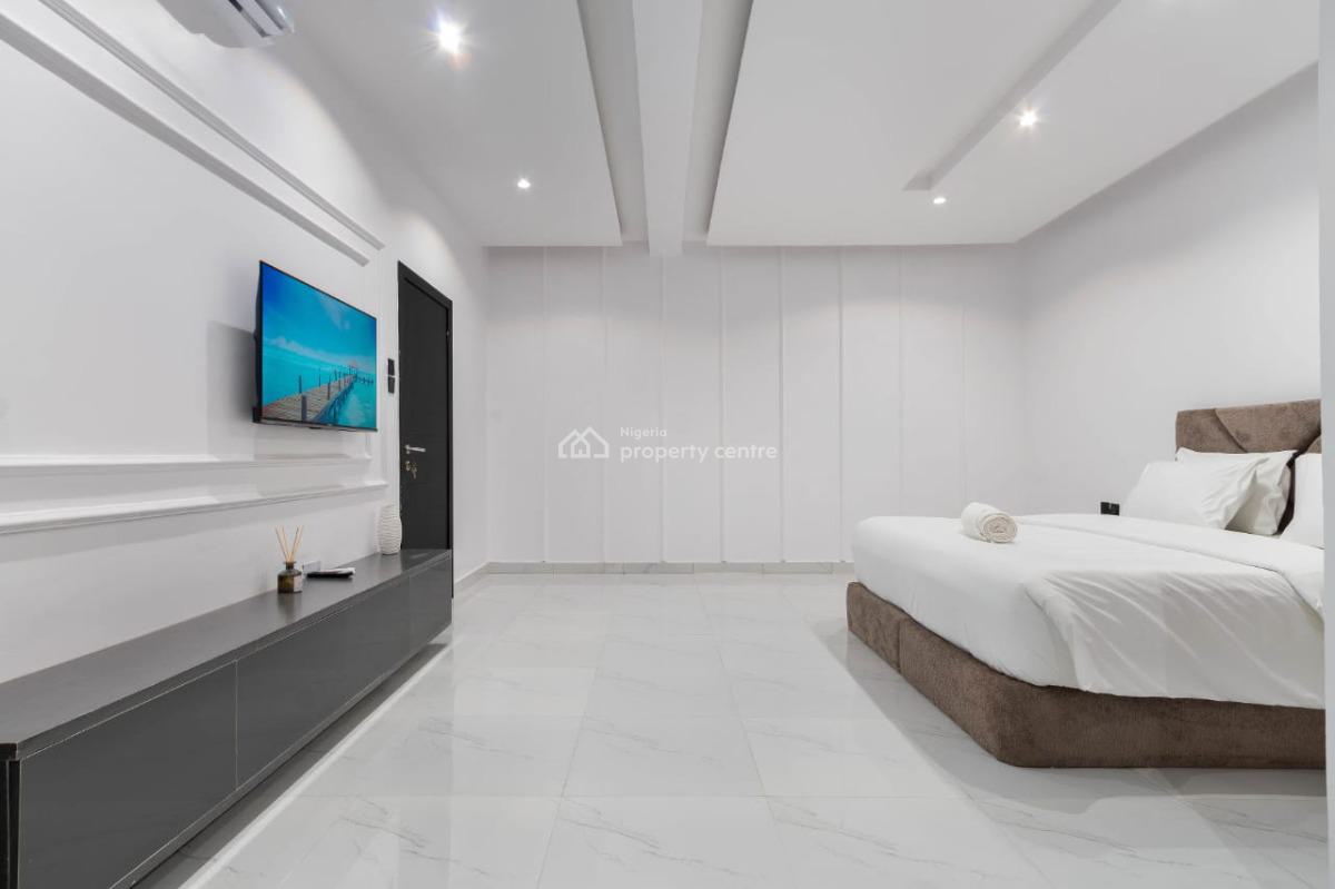 Luxurious 2 Bedroom Apartment, Lekki Phase 1, Lekki, Lagos, Flat / Apartment Short Let