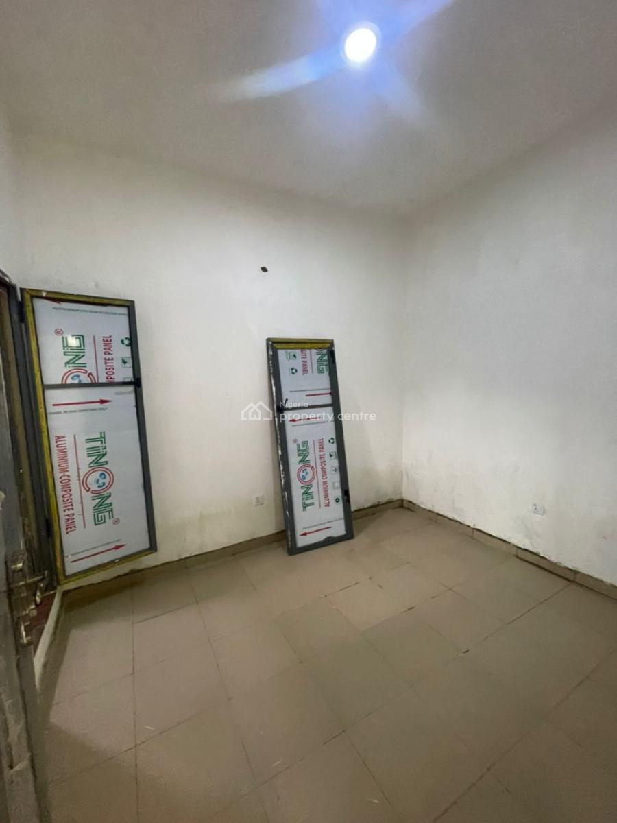 a Decent and Standard Miniflat, Groundfloor with 2toilets and Bath, Off Fola Agoro Road, Yaba, Lagos, Mini Flat (room and Parlour) for Rent