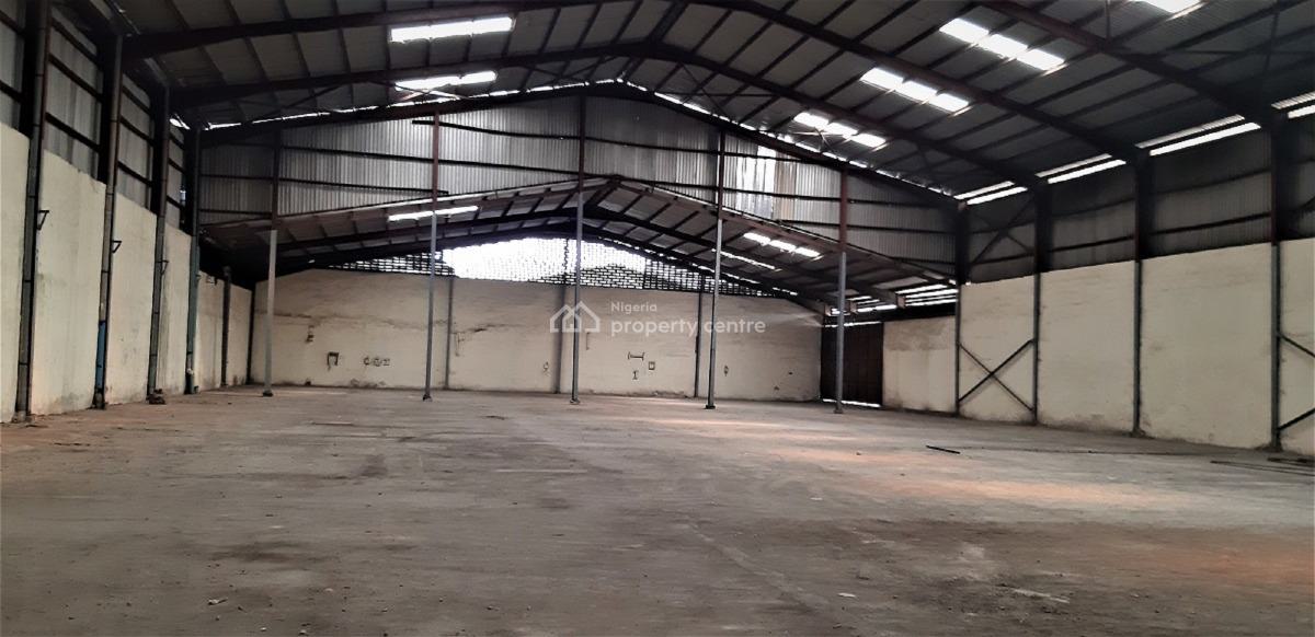 Warehouse of 4,400 Sqm High Roof, Oshodi-apapa Expressway By Five Star, Oshodi, Lagos, Warehouse for Rent