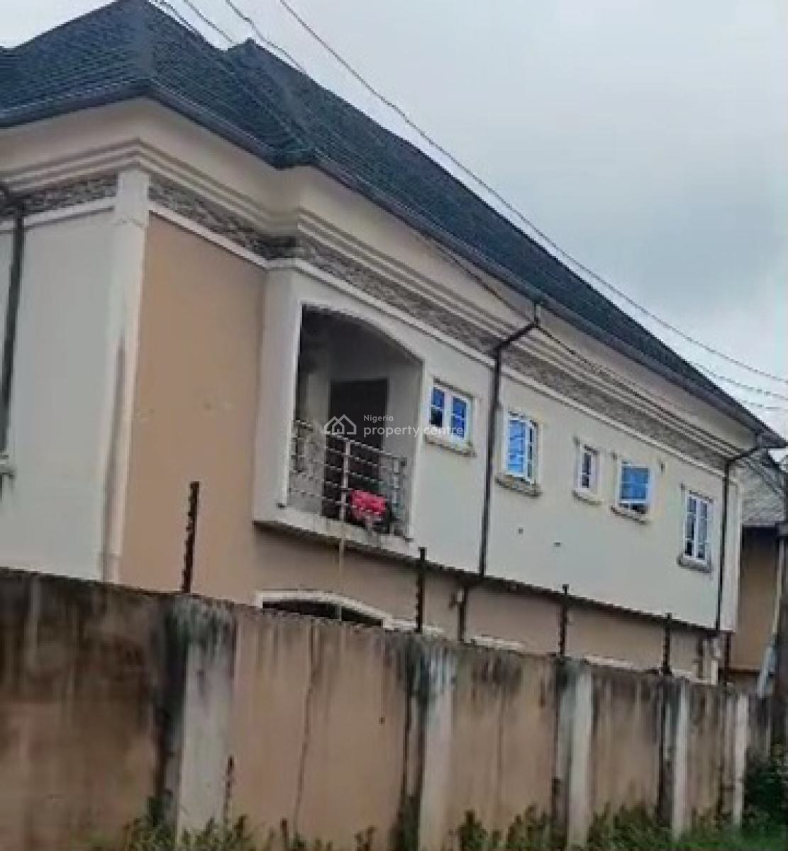 6flats of 3and2bedrooms on a 100ft By 120ft Land, Mtn Mast Road, Ugbor Gra, Benin, Oredo, Edo, Block of Flats for Sale
