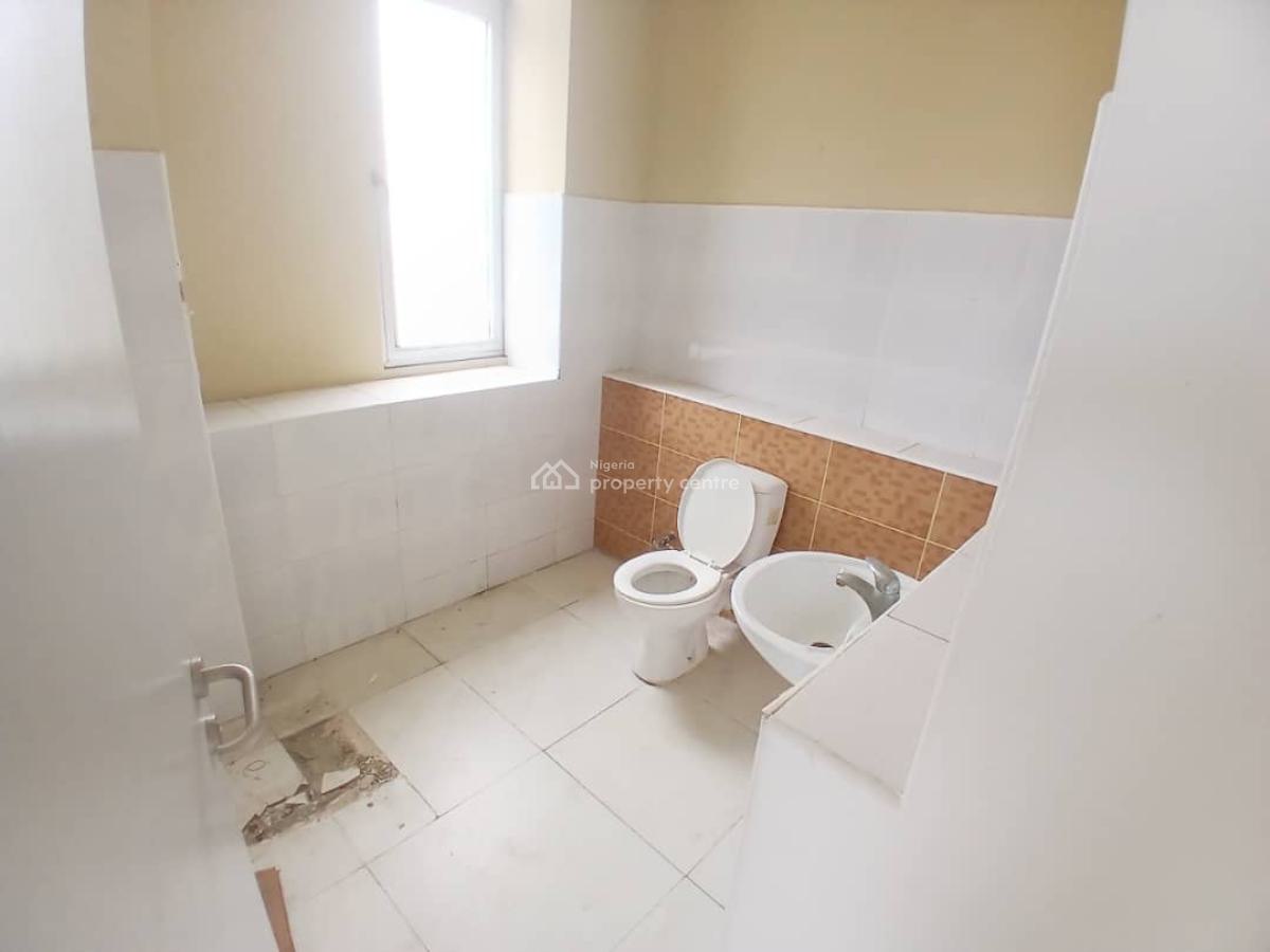 Commercial 2 Bedroom Flat, Victoria Island (vi), Lagos, Flat / Apartment for Rent