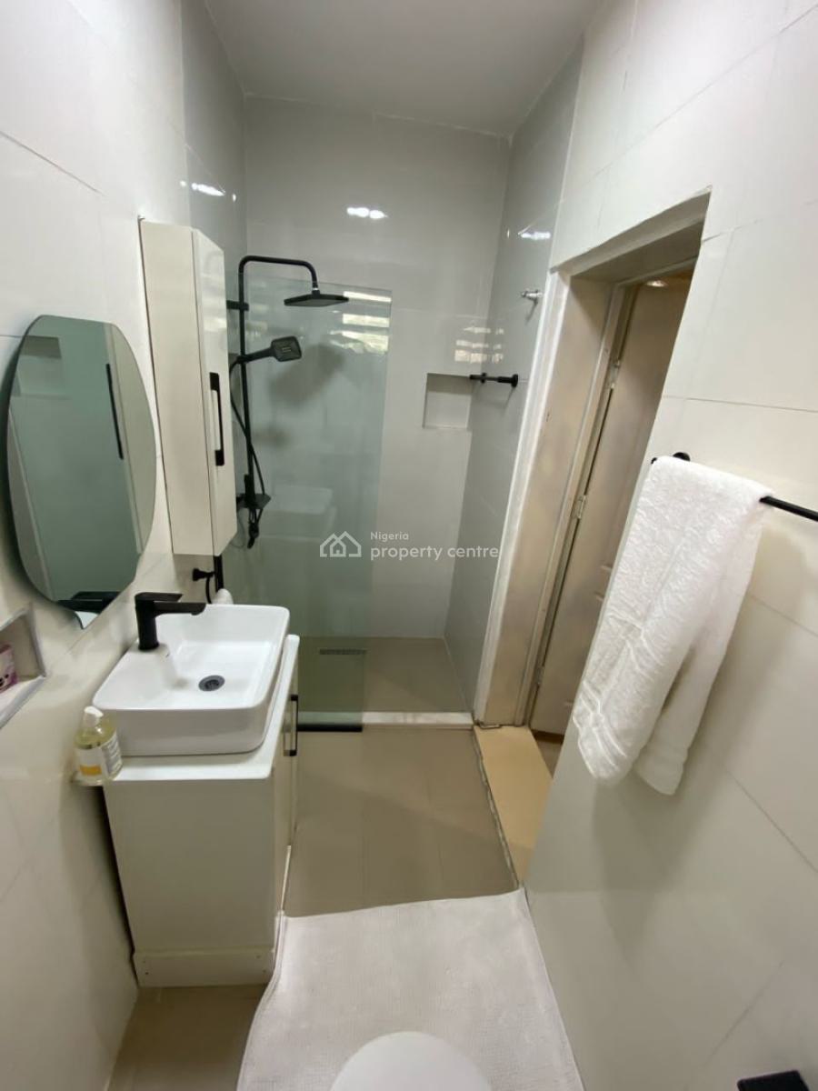 3 Bedrooms Apartment with Top Notch Furniture, Bq, Pool Etc, Victoria Island (vi), Lagos, Flat / Apartment for Sale
