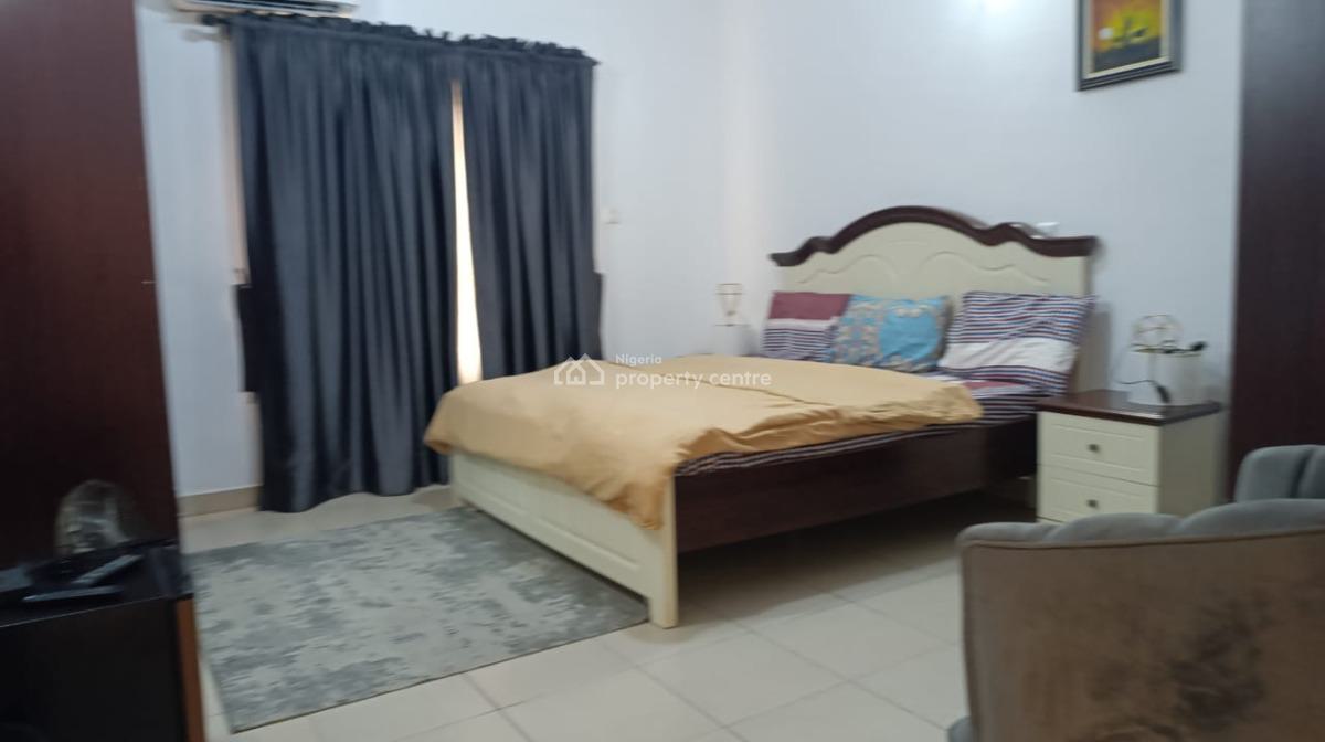 3 Bedroom Apartment, Cadogan Estate Near Pinnock Estate and Victory Park, Osapa, Lekki, Lagos, Flat / Apartment for Rent