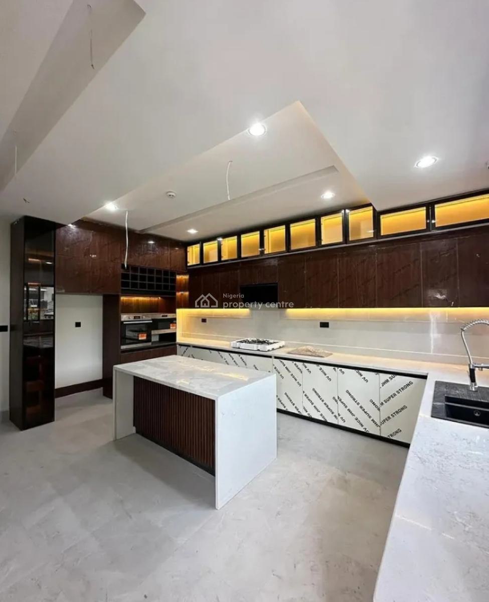 Luxury 4 Bedroom Maisonette with Modern Designs and Facilities, Ikoyi, Lagos, Flat / Apartment for Sale