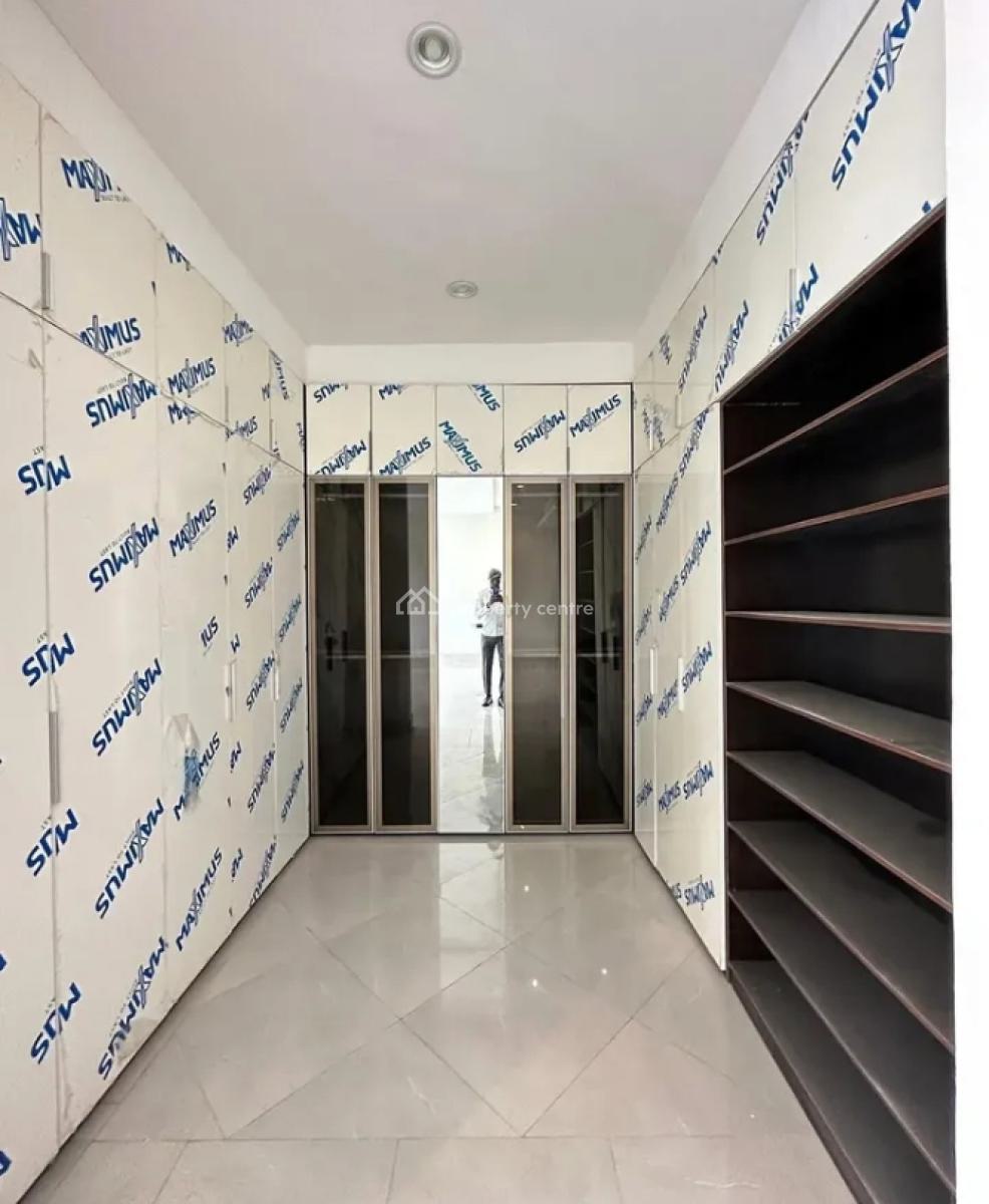 Luxury 4 Bedroom Maisonette with Modern Designs and Facilities, Ikoyi, Lagos, Flat / Apartment for Sale