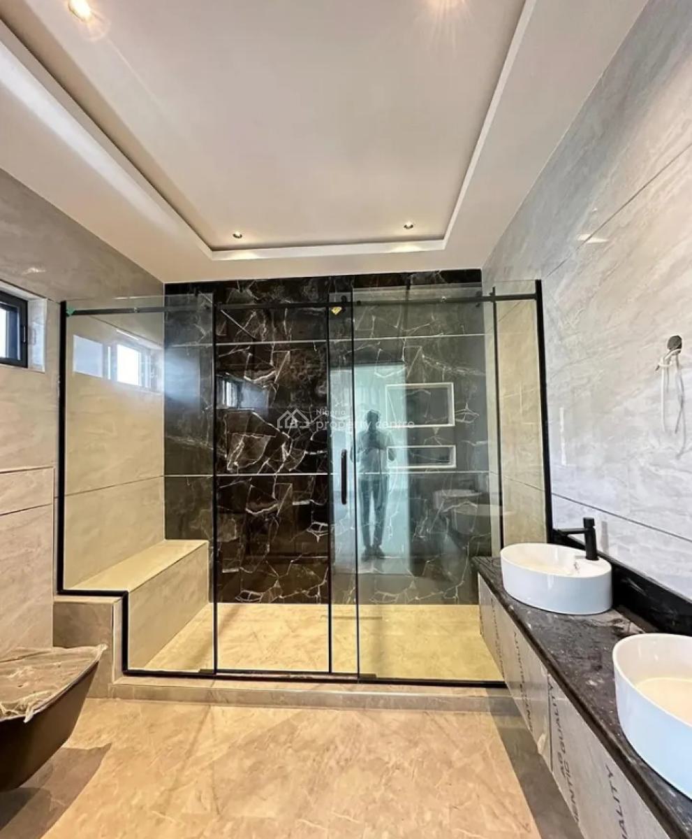 Luxury 4 Bedroom Maisonette with Modern Designs and Facilities, Ikoyi, Lagos, Flat / Apartment for Sale