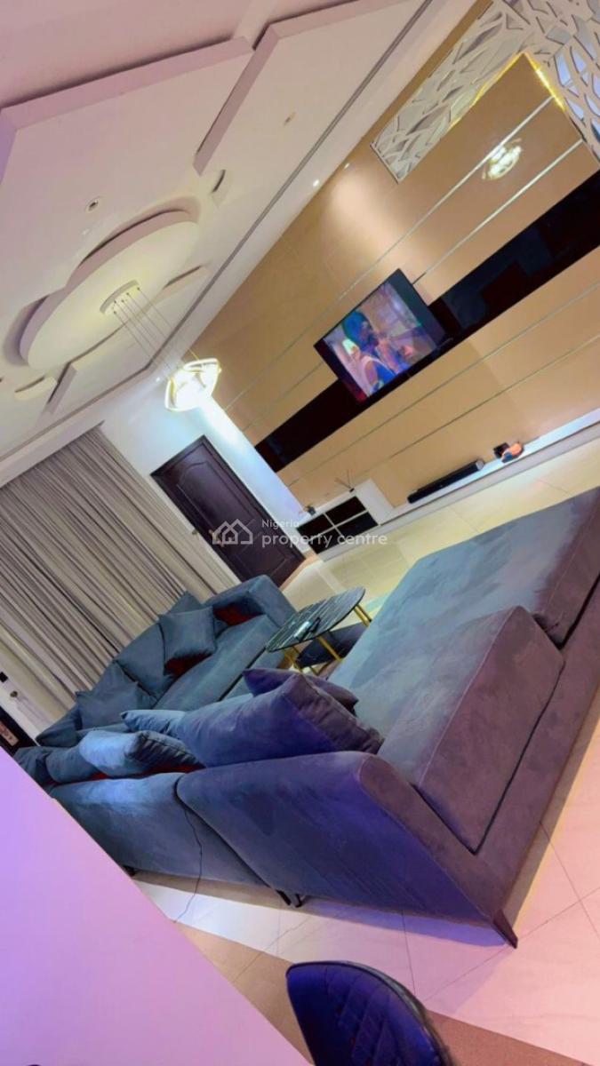 Luxury 3 Bedroom Apartment with Swimming Pool & Snooker, Lekki Phase 1, Lekki, Lagos, Flat / Apartment Short Let