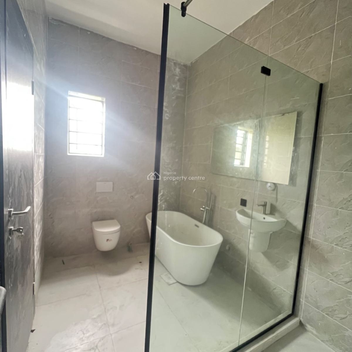 5 Bedroom & Bq, Vgc, Lekki, Lagos, Detached Duplex for Sale