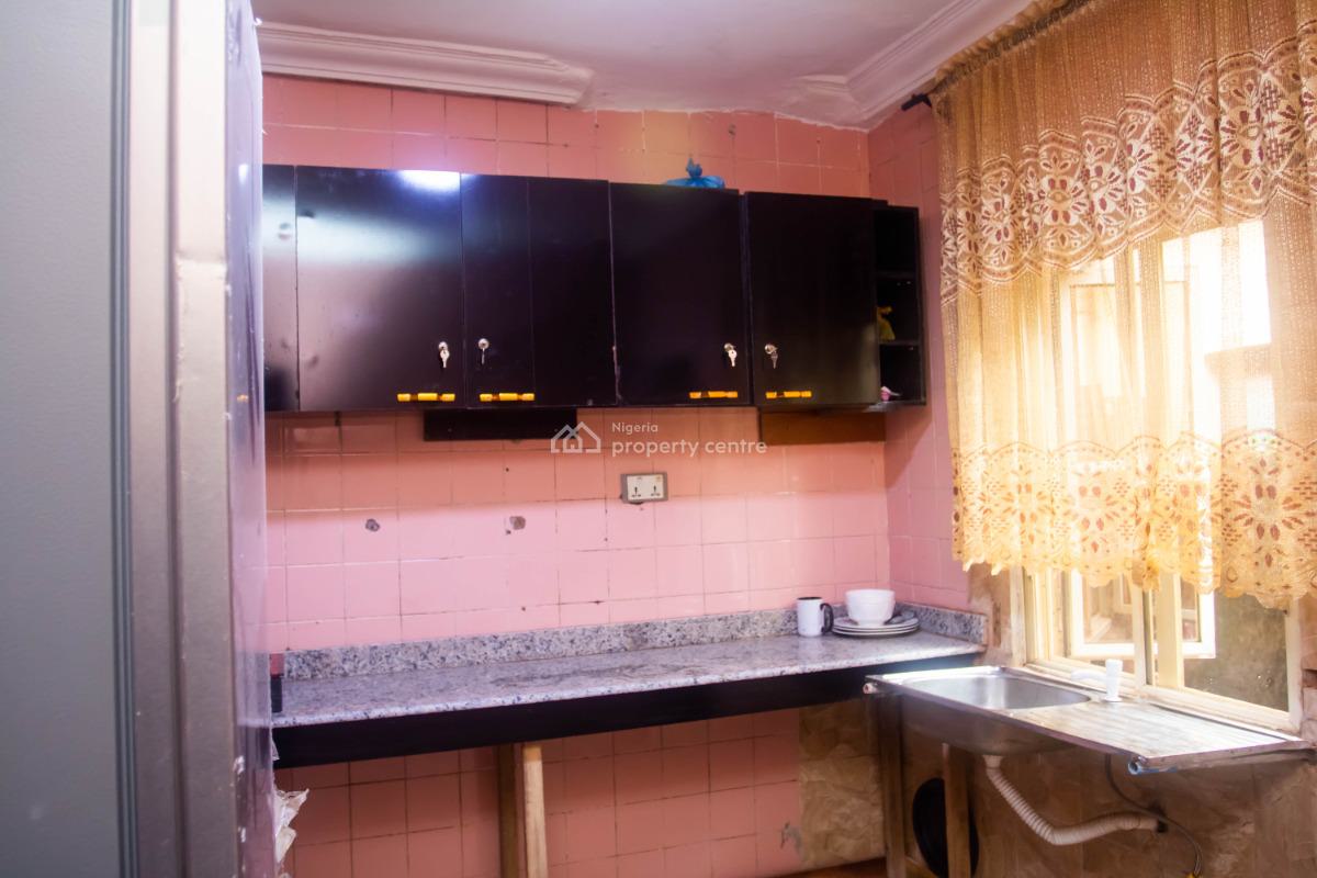 Hostel Apartment, Behind Stella Maris School, Durumi, Abuja, Flat / Apartment Short Let