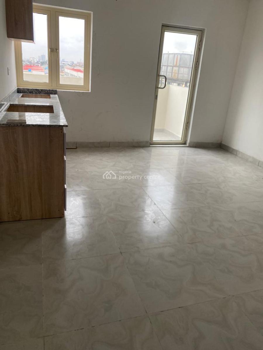 Luxury 1 Bedroom Apartment, Lekki Phase 1, Lekki, Lagos, Mini Flat (room and Parlour) for Sale