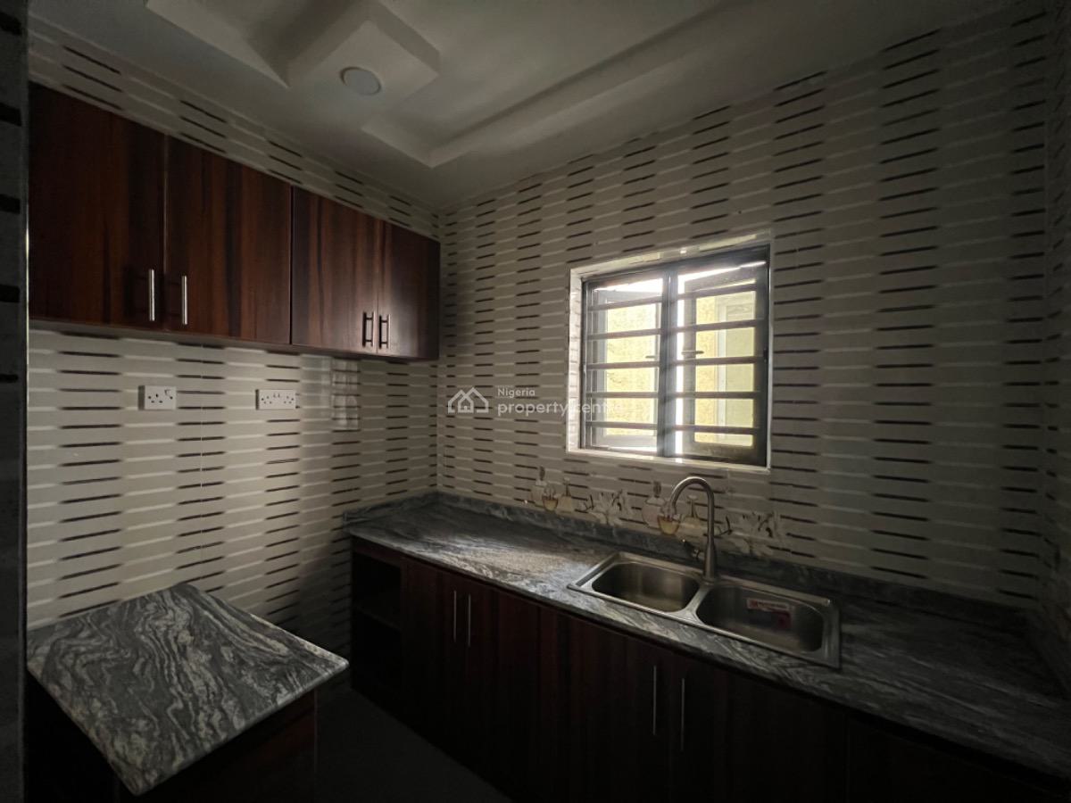 Mini 2 Bedroom Apartment, Off Bourdillon, Old Ikoyi, Ikoyi, Lagos, Flat / Apartment for Rent