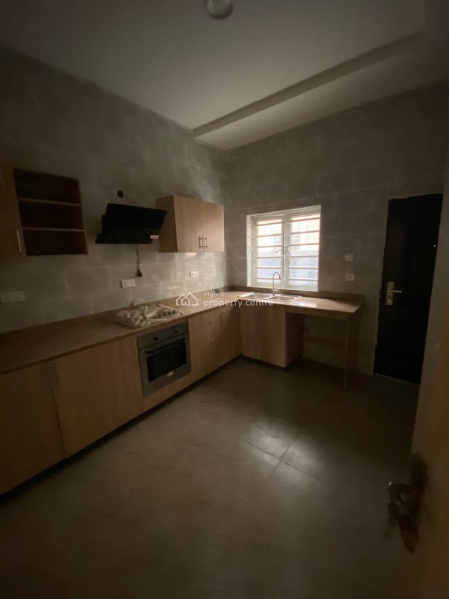 Spacious  4 Bedroom Detached Duplex with Bq, Gra Phase 1, Magodo, Lagos, Detached Duplex for Sale