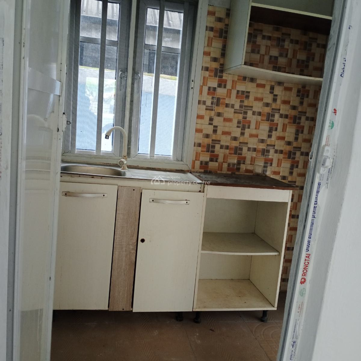 Luxurious 2 Bedroom Apartment, Baba Adisa Phase 2, Ibeju Lekki, Lagos, Flat / Apartment for Rent