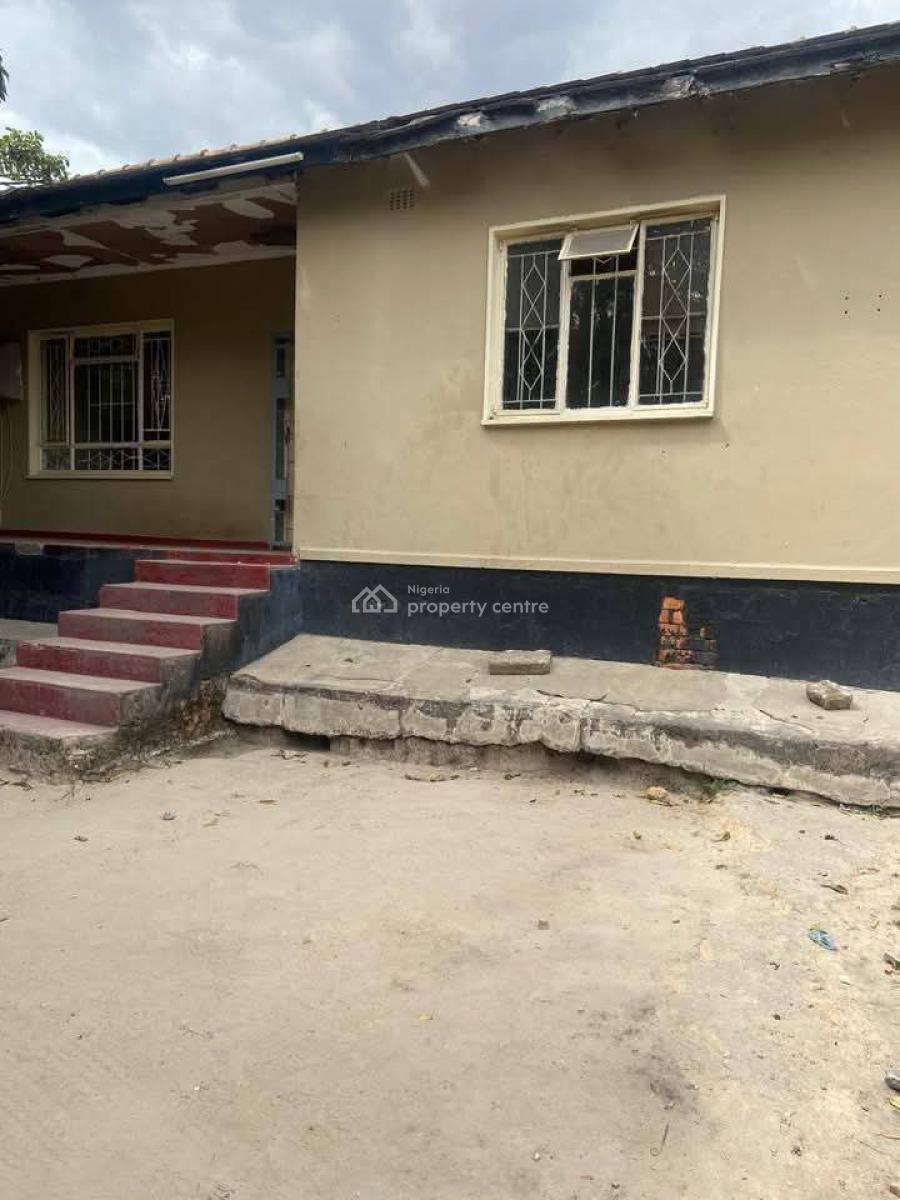 2 Bedroom Apartment, Ogba Axis, Mafoluku, Oshodi, Lagos, House for Sale