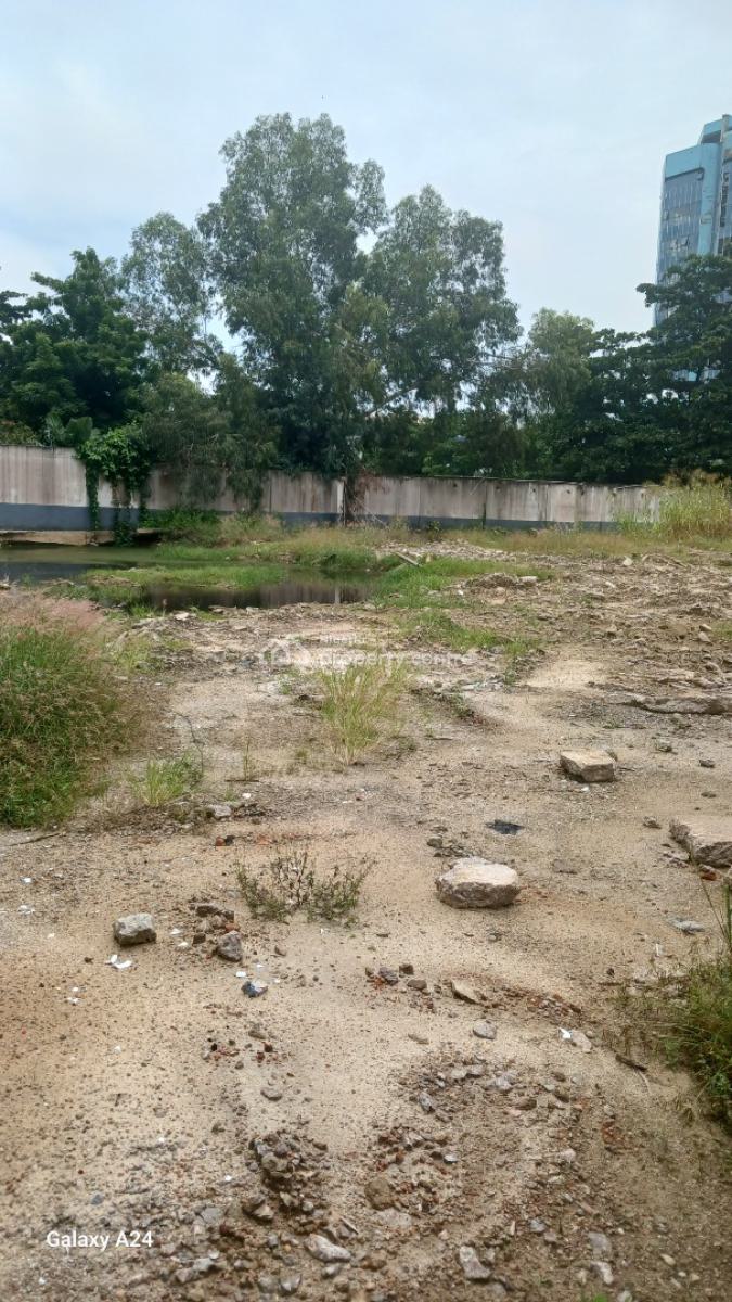 Strategically Located Bare Land, Off Adeola Odeku, Victoria Island (vi), Lagos, Mixed-use Land for Sale