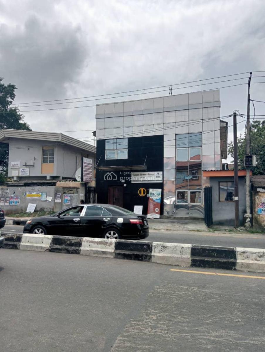 Nice Located 5 Bedroom Duplex with 2 Flats Bq, Ogunlana, Surulere, Lagos, Detached Duplex for Sale