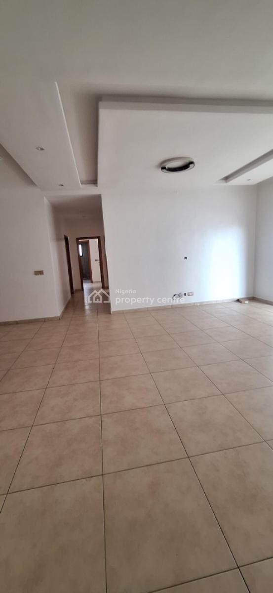 Luxury Living Well-maintained 3-bedroom Apartment, Ikate, Lekki, Lagos, Flat / Apartment for Rent