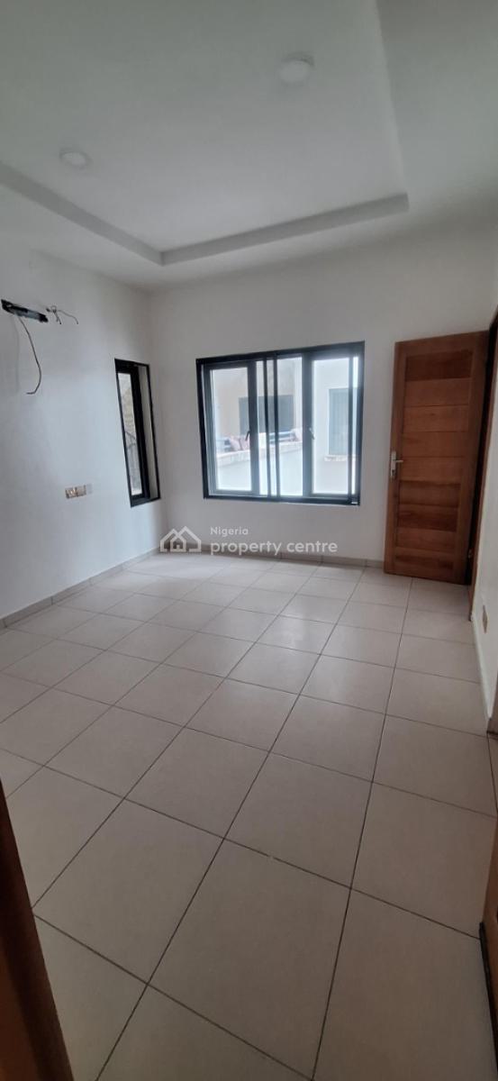 Luxury Living Well-maintained 3-bedroom Apartment, Ikate, Lekki, Lagos, Flat / Apartment for Rent