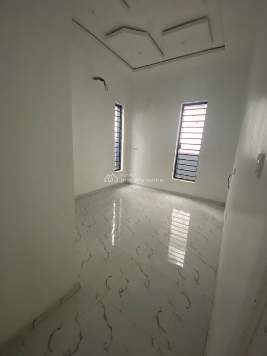 3 Bedroom Duplex in a Call to Enter Estate, Farm View Estate, Chevron, Lekki, Lagos, Semi-detached Duplex for Rent