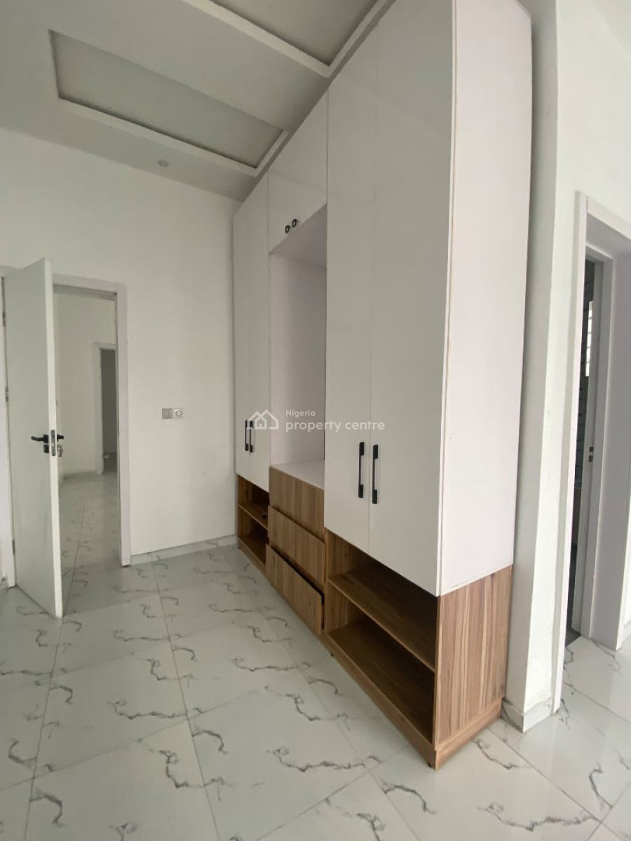 3 Bedroom Duplex in a Call to Enter Estate, Farm View Estate, Chevron, Lekki, Lagos, Semi-detached Duplex for Rent
