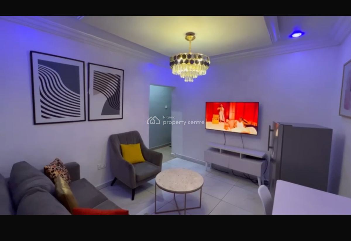 Room and Parlor Apartments, Ozone Cinema, Sabo, Yaba, Lagos, Flat / Apartment Short Let