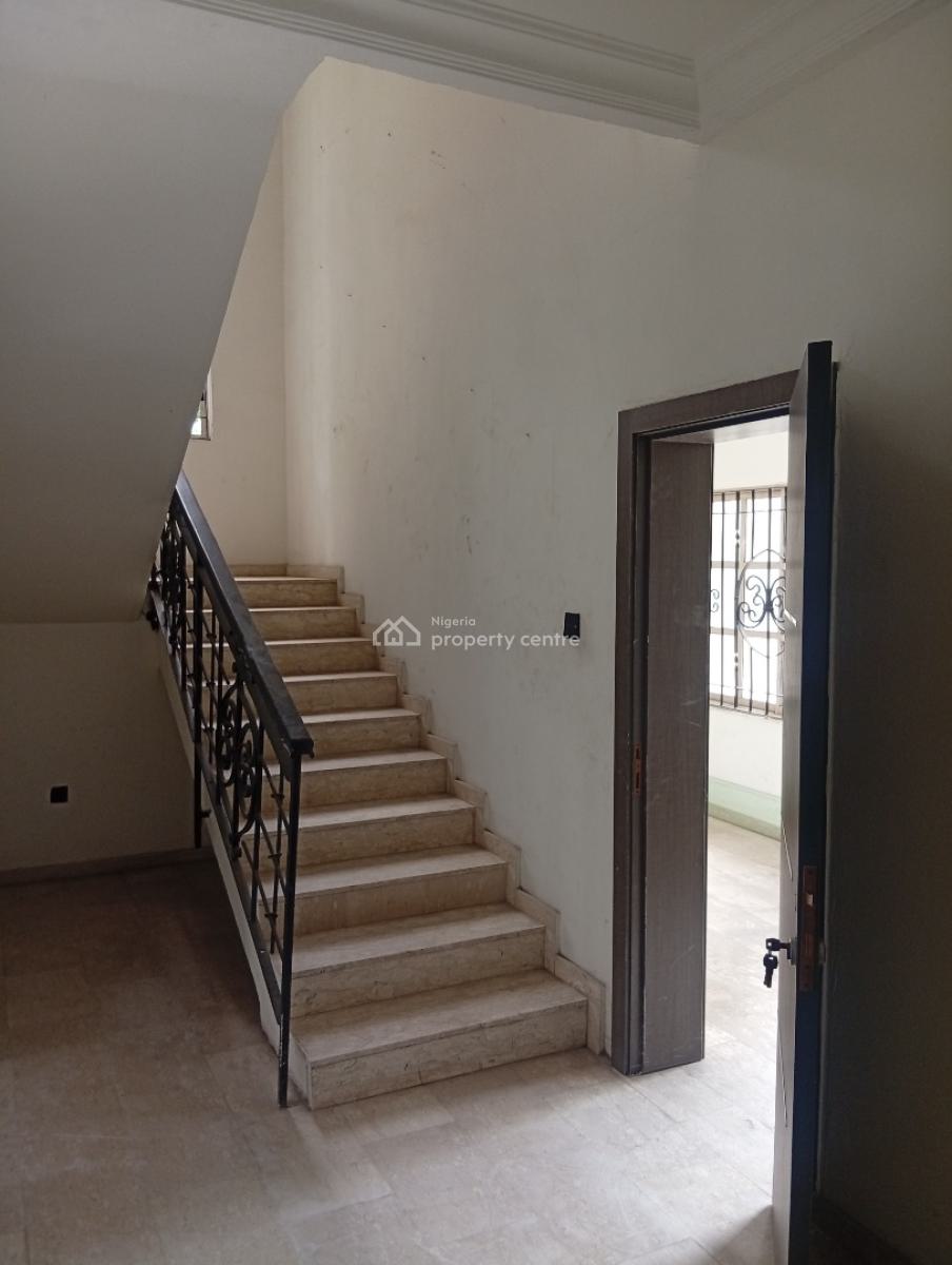 a Give Away Spacious 4 Bedroom Detached Duplex with Bq, Lekki Phase 1, Lekki, Lagos, Semi-detached Duplex for Rent