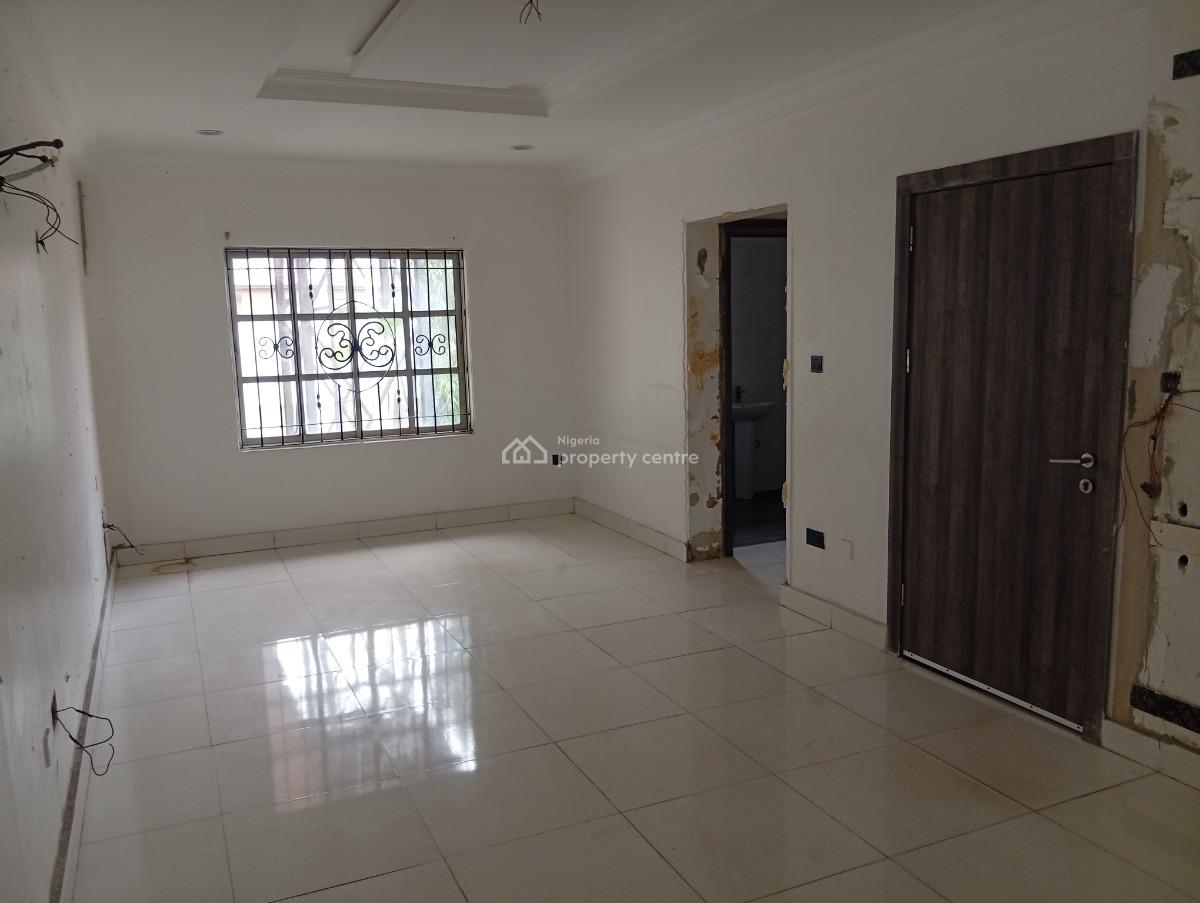a Give Away Spacious 4 Bedroom Detached Duplex with Bq, Lekki Phase 1, Lekki, Lagos, Semi-detached Duplex for Rent