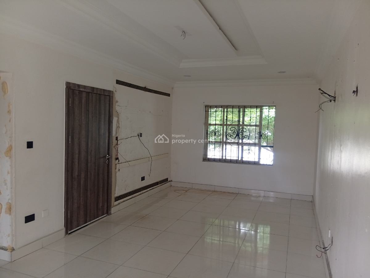 a Give Away Spacious 4 Bedroom Detached Duplex with Bq, Lekki Phase 1, Lekki, Lagos, Semi-detached Duplex for Rent