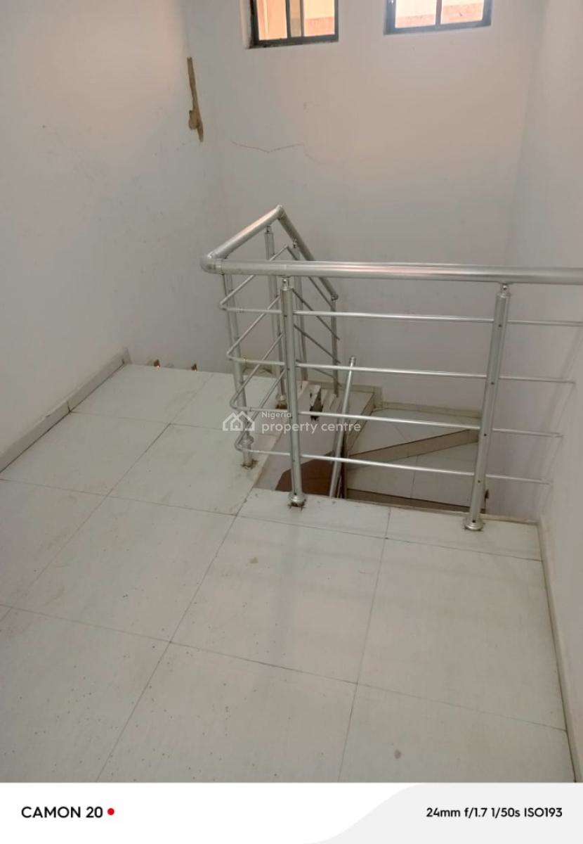 Luxurious 2 Bedroom Apartment with Excellent Facilities, Agungi, Lekki, Lagos, Flat / Apartment for Rent