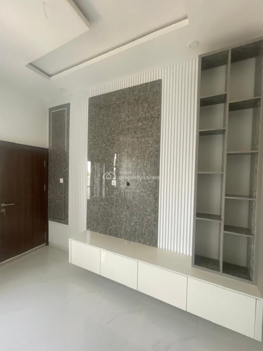 3 Bedroom Penthouse and Bq, Queens Drive, Old Ikoyi, Ikoyi, Lagos, Flat / Apartment for Sale