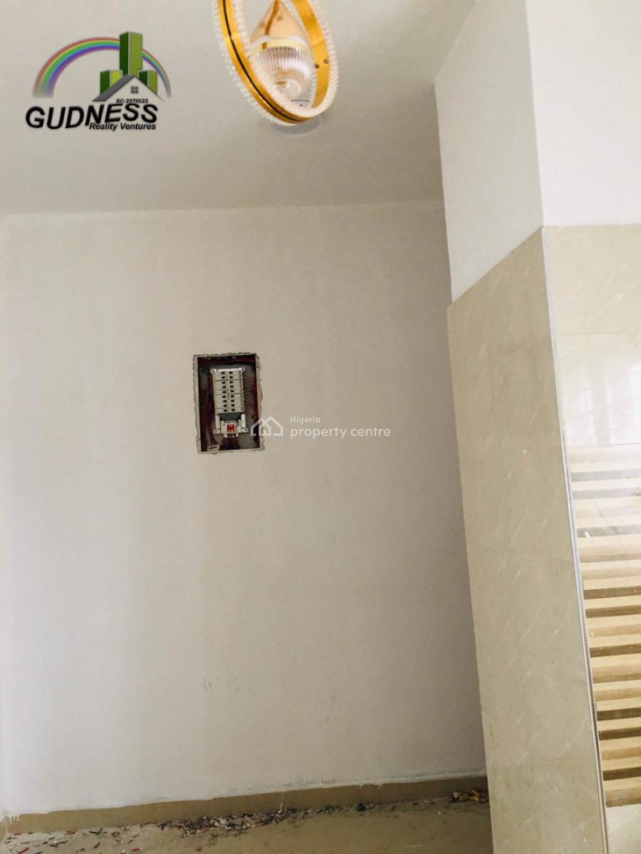 2-bedroom Upper Maisonette, Lekki Scheme 2, Ajah, Lagos, Flat / Apartment for Rent