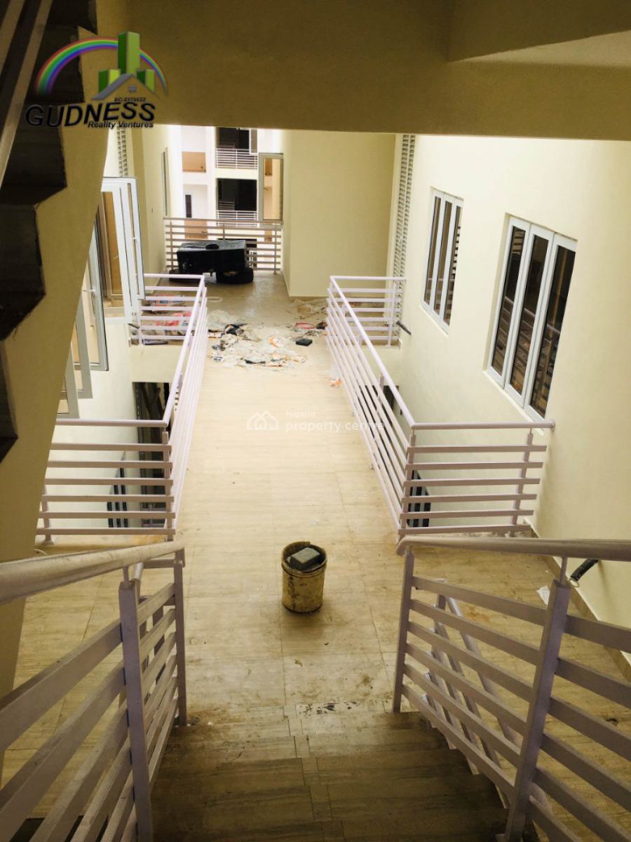 2-bedroom Upper Maisonette, Lekki Scheme 2, Ajah, Lagos, Flat / Apartment for Rent