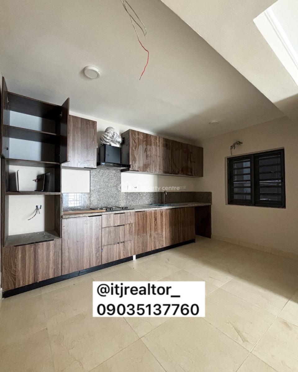 Lovely 2 Bedroom Apartment with Bq, Osapa London, Osapa, Lekki, Lagos, Block of Flats for Sale