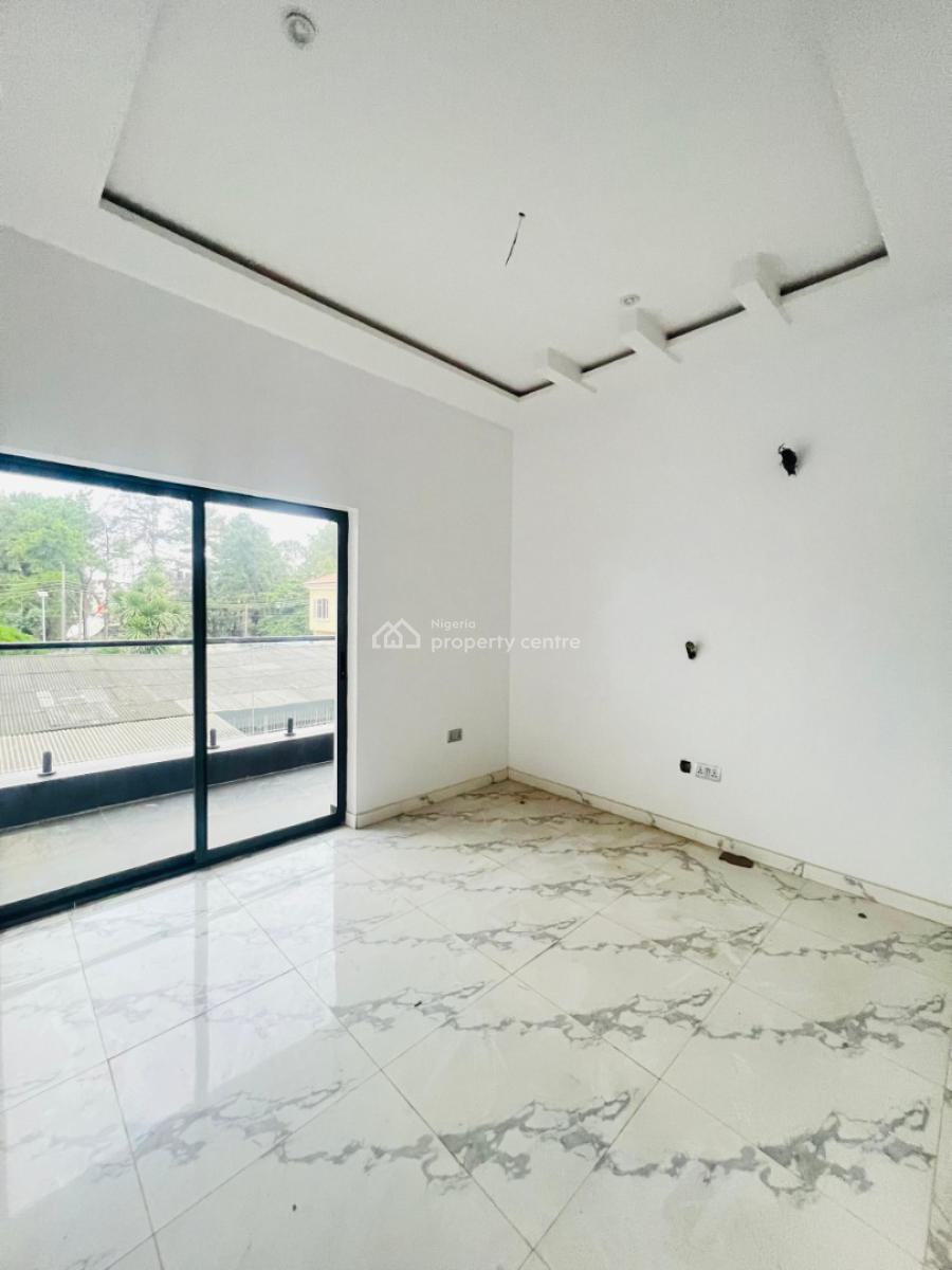 Eye Catchy Built 3 Bedroom Apartment, Surulere, Lagos, Flat / Apartment for Sale