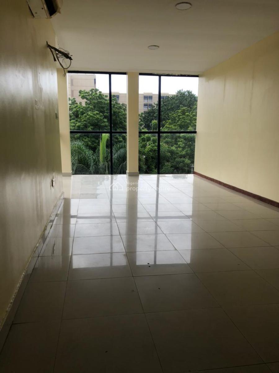 an Open Plan Office Space on 2 Floors, Mobolaji Bank Anthony Road, Onigbonbo, Ikeja, Lagos, Commercial Property for Rent