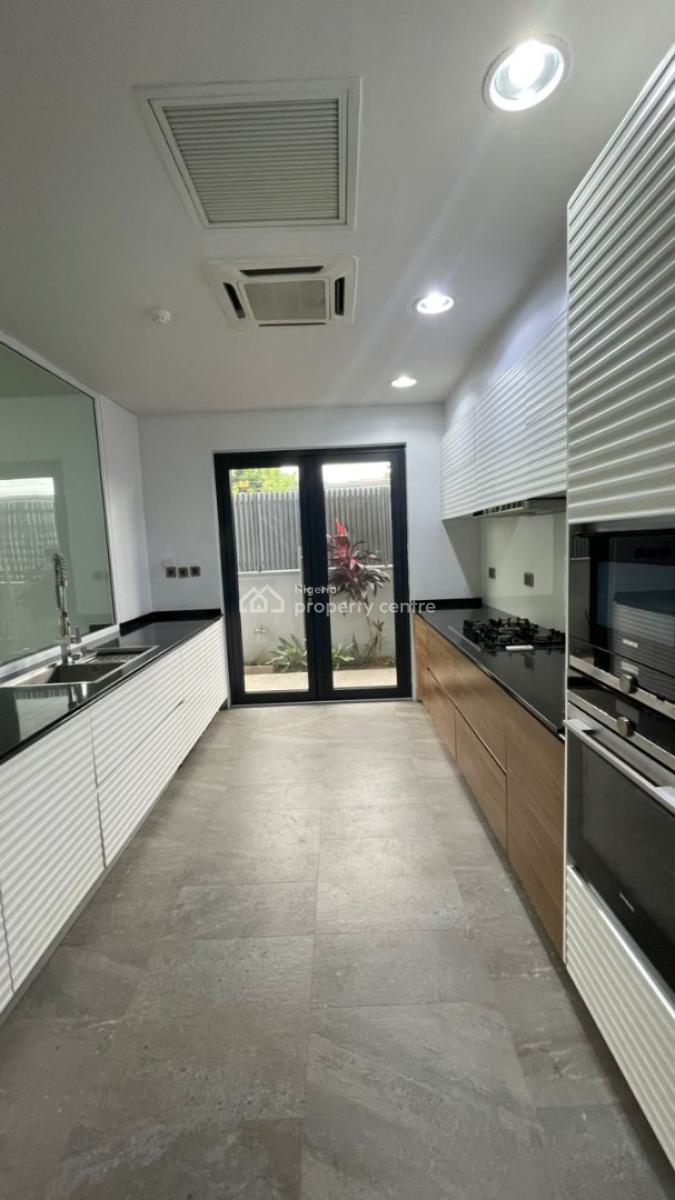 4 Bedroom Apartment in Old Ikoyi, Old Ikoyi, Ikoyi, Lagos, Flat / Apartment for Rent