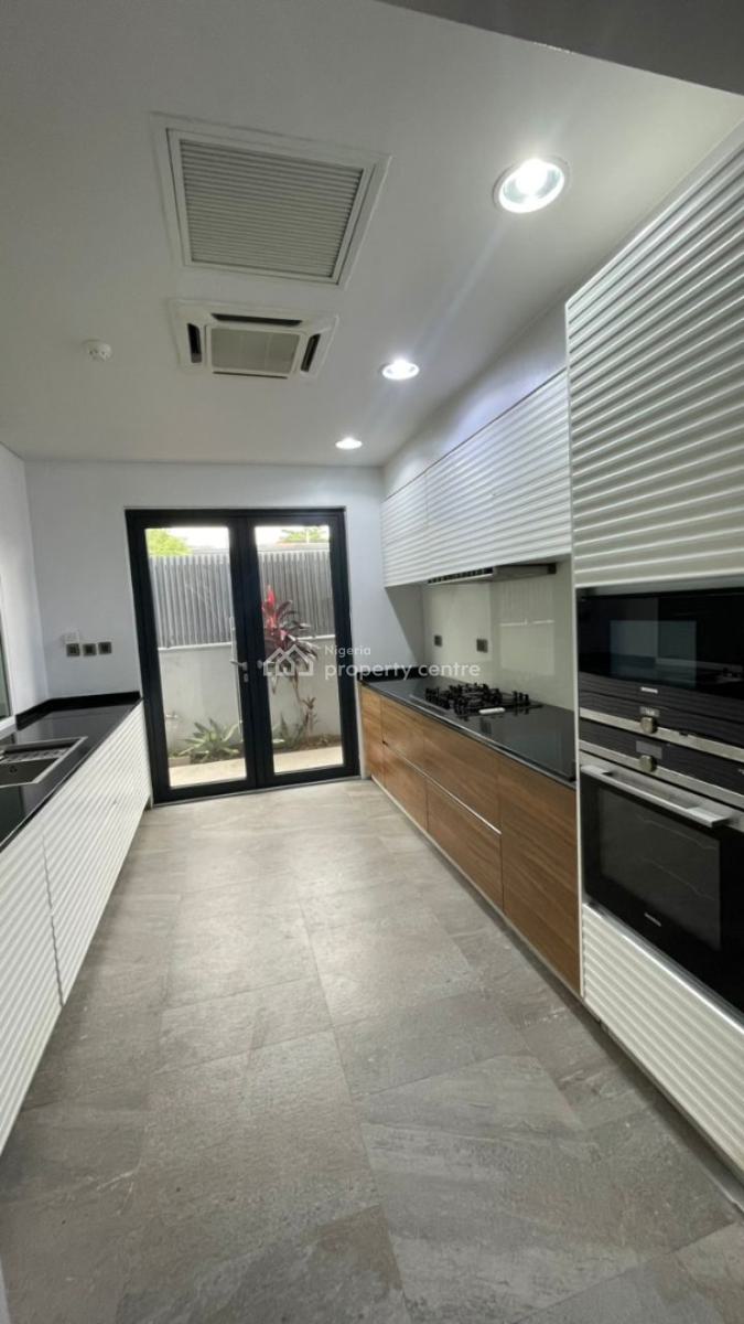 4 Bedroom Apartment in Old Ikoyi, Old Ikoyi, Ikoyi, Lagos, Flat / Apartment for Rent