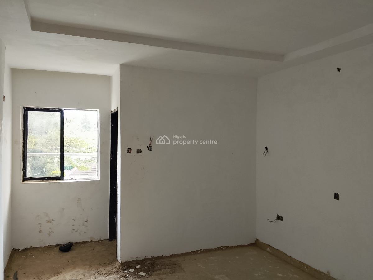 Renovated 3 Bedrooms Flat, Ngozi Okonjo-iweala Crescent, Utako, Abuja, Flat / Apartment for Rent