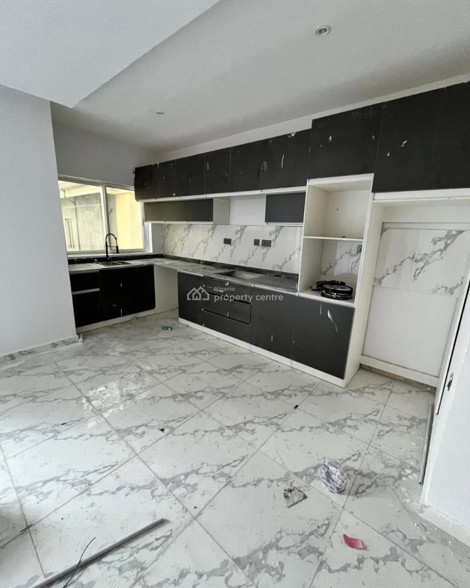 2 Bedroom Apartment on 2nd Floor, Off Yemi Adetayo Street, Ilasan, Lekki, Lagos, Flat / Apartment for Sale