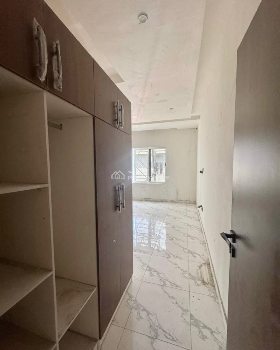 2 Bedroom Apartment on 2nd Floor, Off Yemi Adetayo Street, Ilasan, Lekki, Lagos, Flat / Apartment for Sale