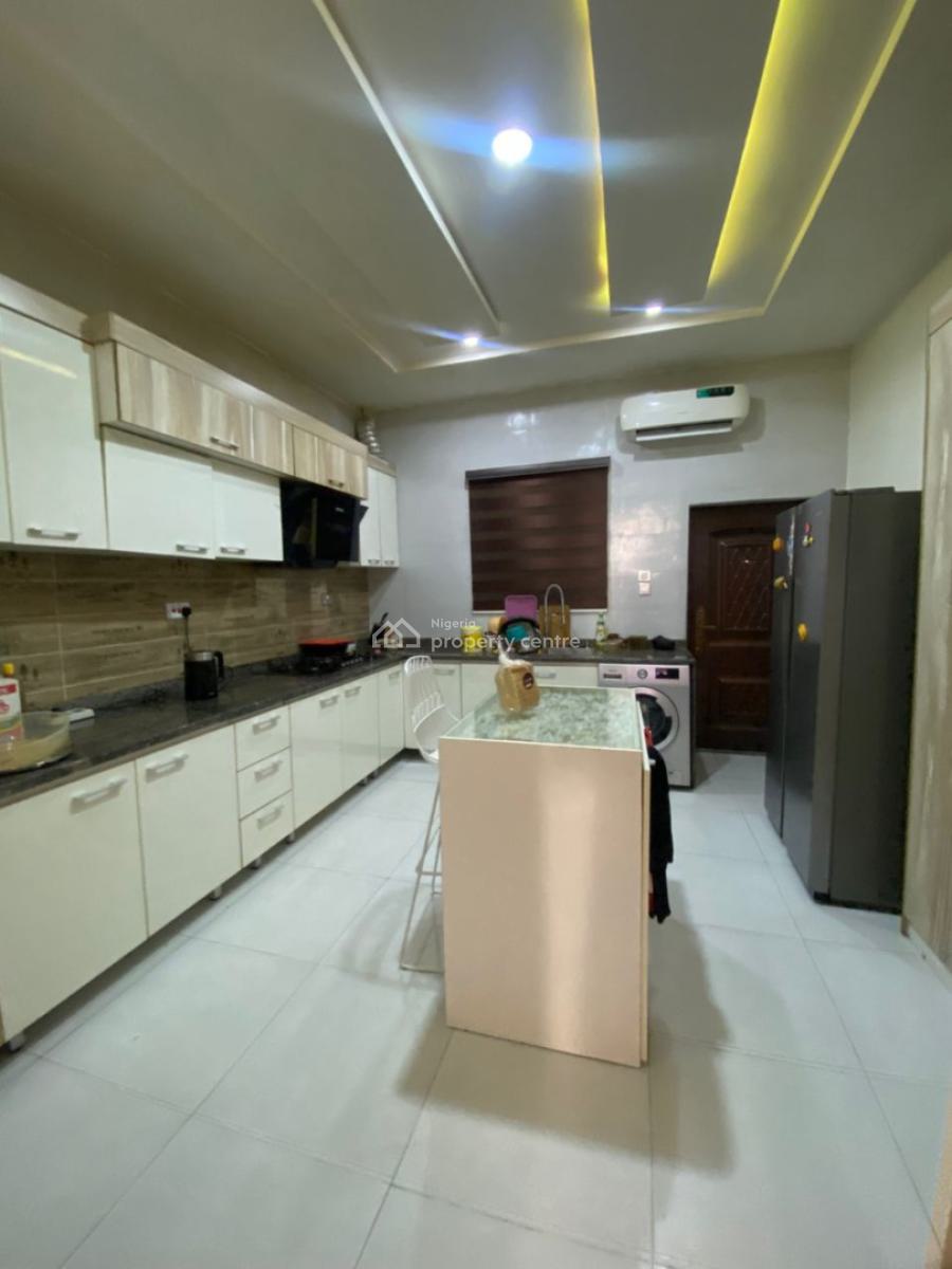 Furnished and Serviced 4 Bedrooms Semi-detached House with Bq, Victoria Bay Estate, Osapa, Lekki, Lagos, Semi-detached Duplex for Rent