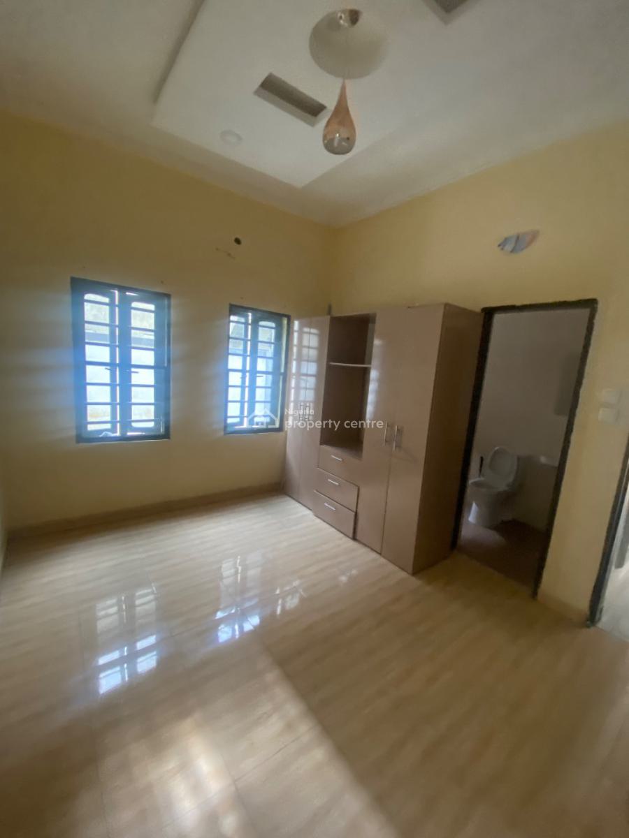 Super Luxurious 2 Bedroom Apartment, Meadow View Estate, Ogombo, Ajah, Lagos, Flat / Apartment for Rent