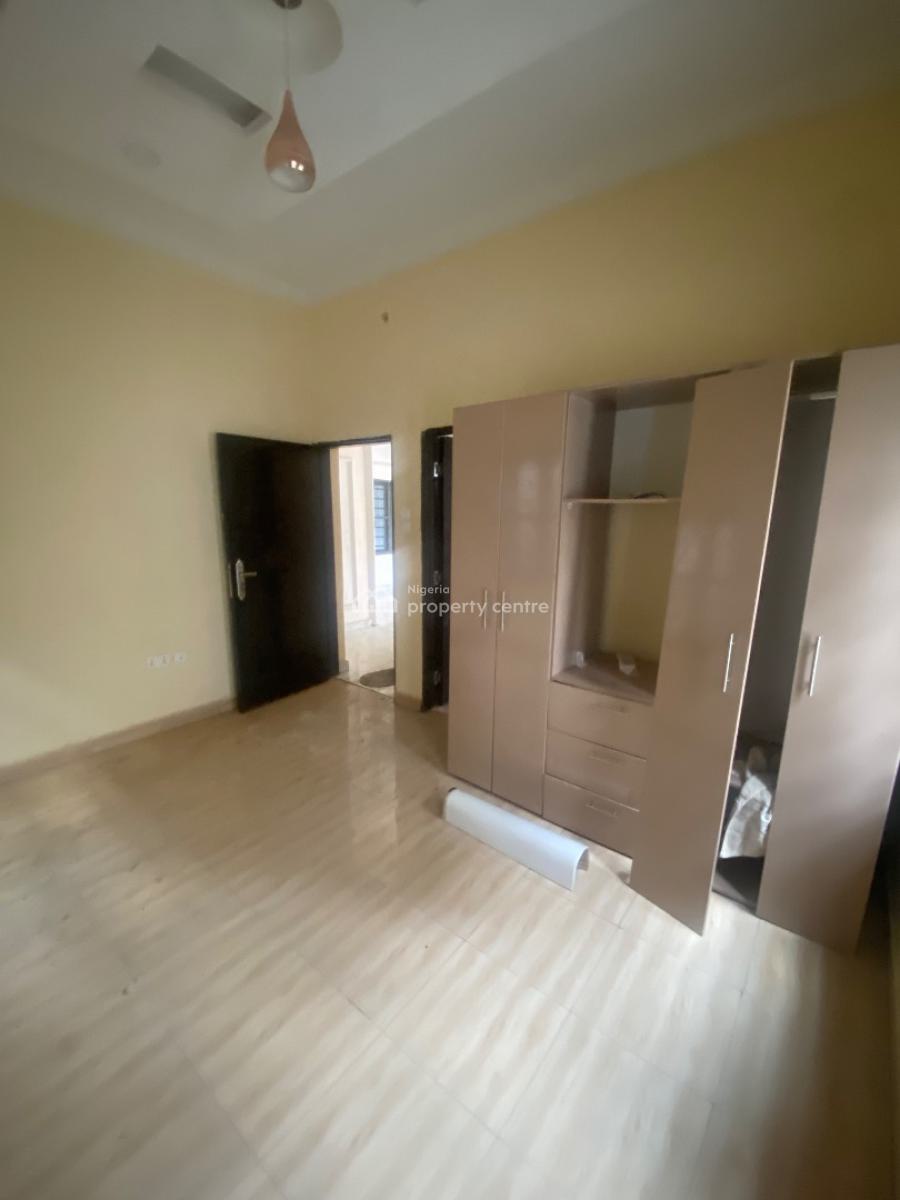 Super Luxurious 2 Bedroom Apartment, Meadow View Estate, Ogombo, Ajah, Lagos, Flat / Apartment for Rent