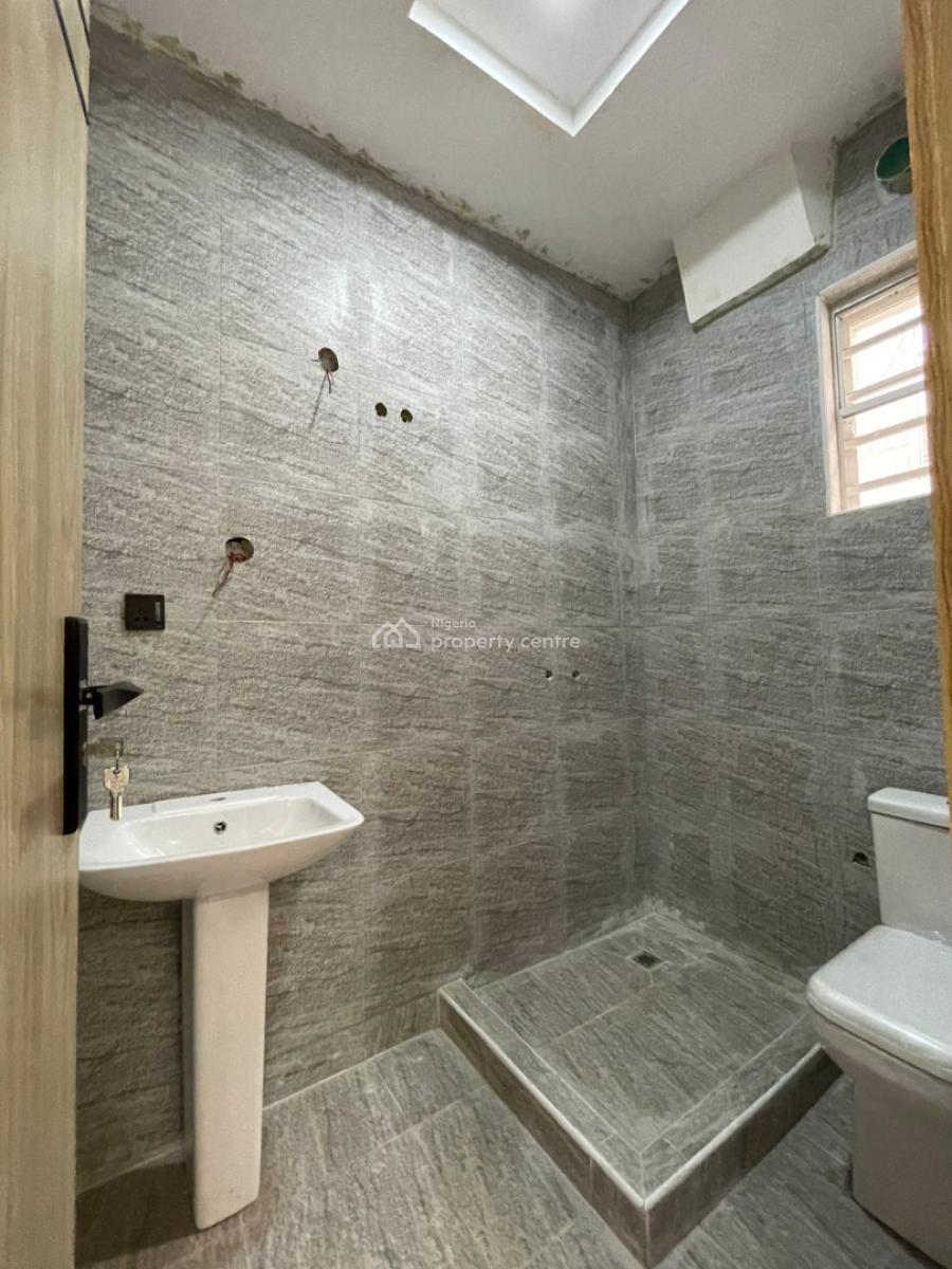 Exquisite 5 Bedroom Maisonette with Bq and Study in The Heart of Lekki, Lekki Phase 1, Lekki, Lagos, House for Sale