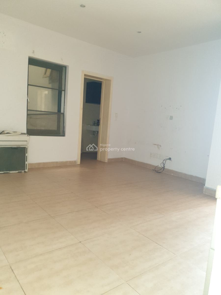 Spacious Service Studio Miniflat, Spg Road Ologolo, Lekki, Lagos, Mini Flat (room and Parlour) for Rent