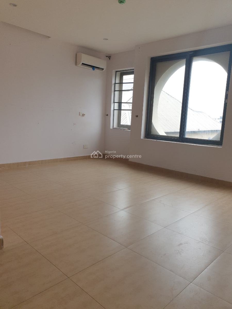 Spacious Service Studio Miniflat, Spg Road Ologolo, Lekki, Lagos, Mini Flat (room and Parlour) for Rent