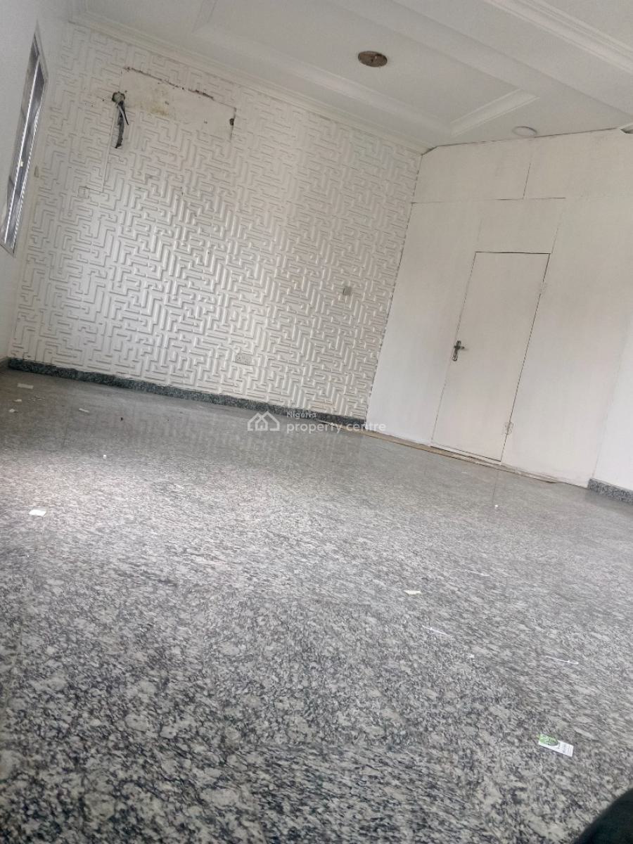 Clean Spacious Parlor Space, Cluster 1 Estate, Lekki County, Ikota, Lekki, Lagos, Self Contain (single Rooms) for Rent